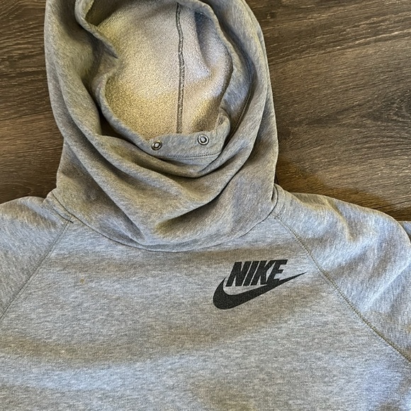 Nike Medium Women’s Sweater - Picture 2 of 4
